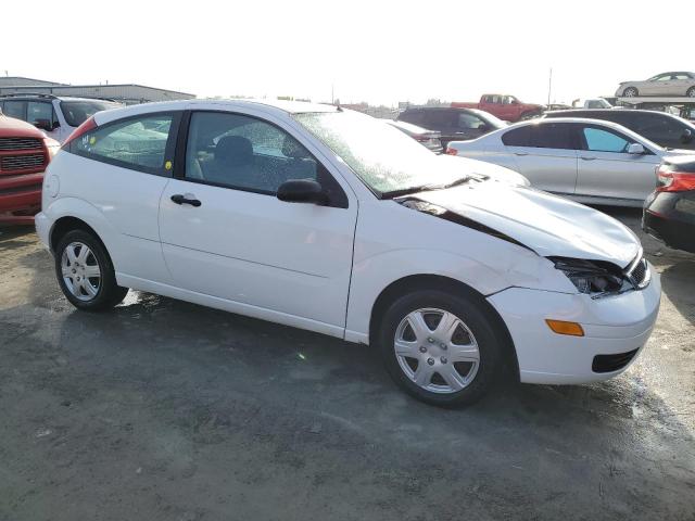 Photo 4 from auction – 2007 FORD FOCUS ZX3 with VIN 1FAFP31N97W151059