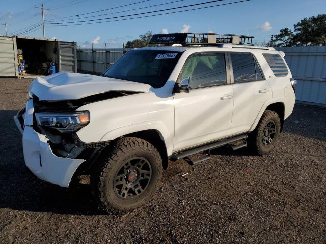 TOYOTA 4RUNNER SR 2018 with VIN JTEBU5JR5J5573483 - Photo from auction