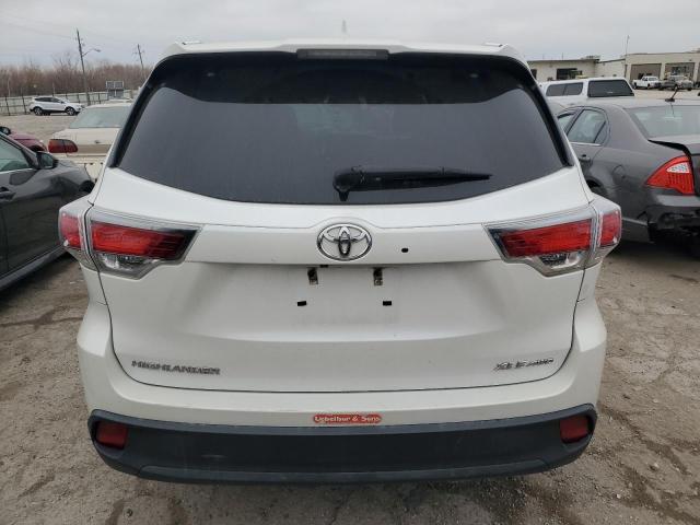 Photo 6 from auction – 2015 TOYOTA HIGHLANDER with VIN 5TDJKRFH0FS220759