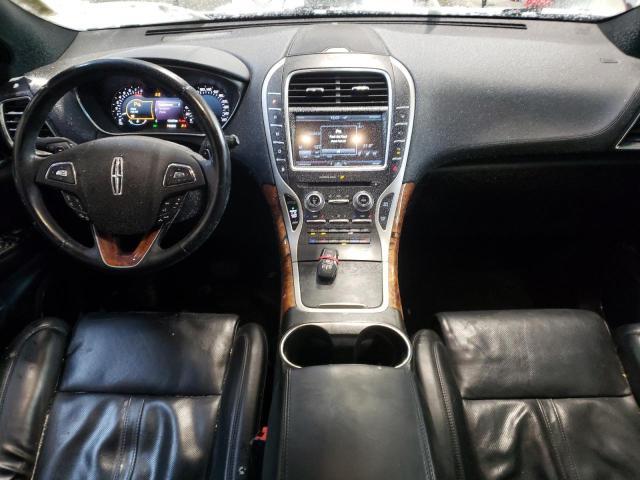 Foto 8 de la subasta – 2016 LINCOLN MKX RESERV con VIN 2LMTJ8LR2GBL32629