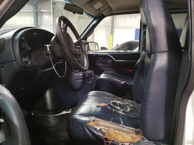 Photo 7 from auction – 2005 CHEVROLET ASTRO with VIN 1GCDM19X95B126932