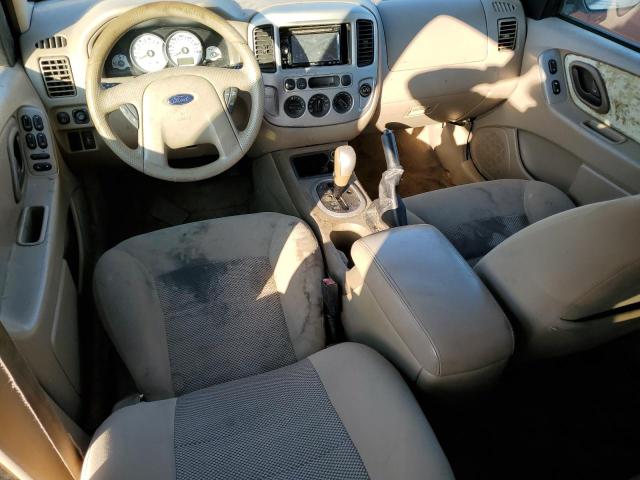 Photo 8 from auction – 2005 FORD ESCAPE XLT with VIN 1FMYU93115KE47587