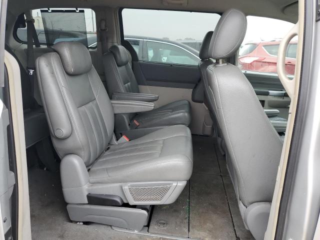 Photo 11 from auction – 2008 CHRYSLER TOWN & COU with VIN 2A8HR54P38R682072