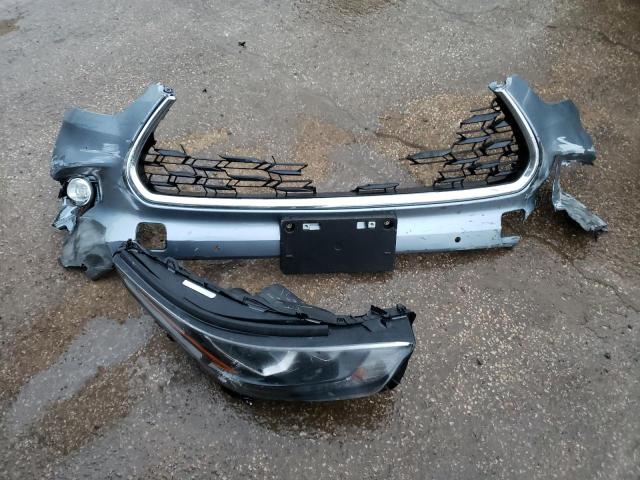 Photo 12 from auction – 2022 TOYOTA HIGHLANDER with VIN 5TDFZRBH2NS165298