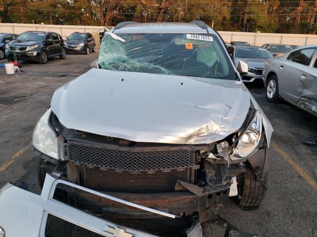 Photo 5 from auction – 2010 CHEVROLET TRAVERSE L with VIN 1GNLRFEDXAS151880