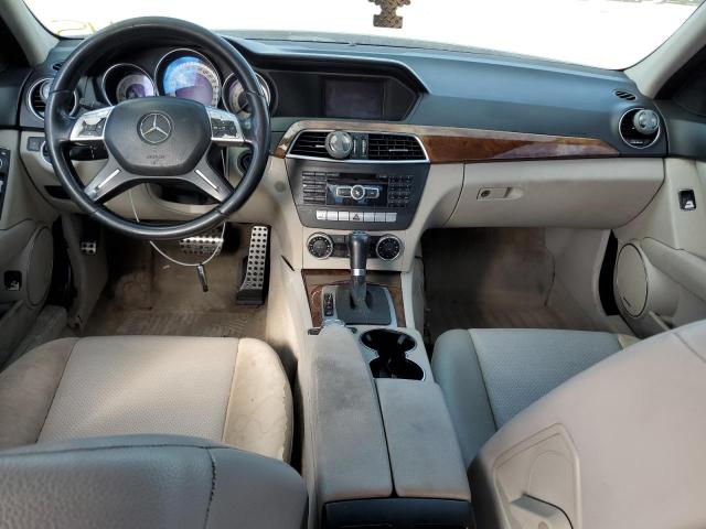 Photo 8 from auction – 2012 MERCEDES-BENZ C 250 with VIN WDDGF4HB3CA625653
