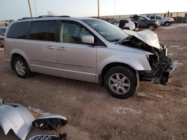 Photo 4 from auction – 2010 CHRYSLER TOWN & COU with VIN 2A4RR5D1XAR189769