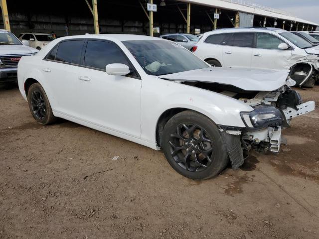 Photo 4 from auction – 2019 CHRYSLER 300 S with VIN 2C3CCAGG0KH586165
