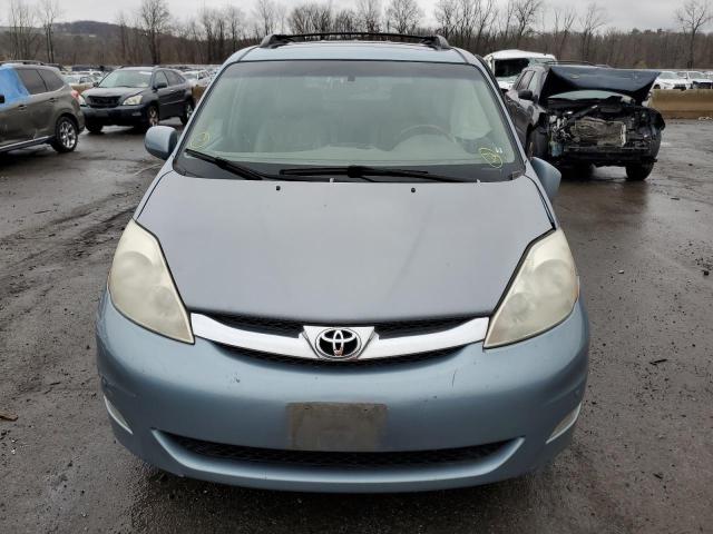 Photo 5 from auction – 2007 TOYOTA SIENNA XLE with VIN 5TDBK22C07S006619