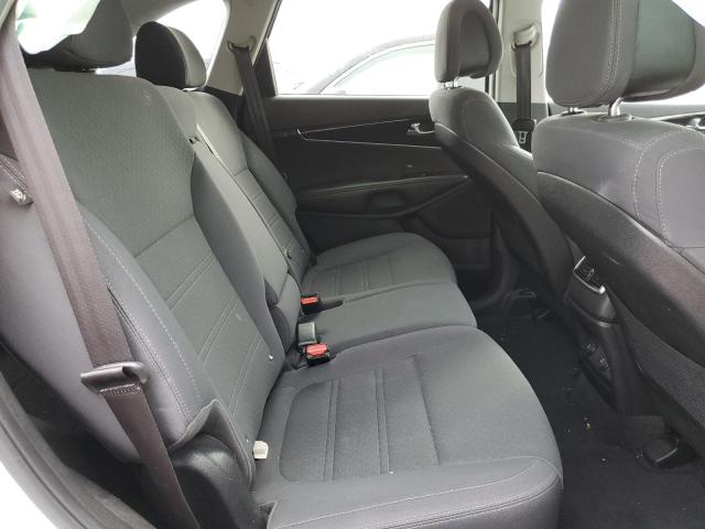 Photo 10 from auction – 2016 KIA SORENTO LX with VIN 5XYPG4A37GG121817