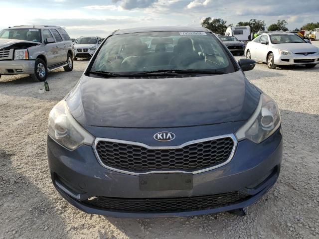 Photo 5 from auction – 2016 KIA FORTE LX with VIN KNAFX4A60G5552978
