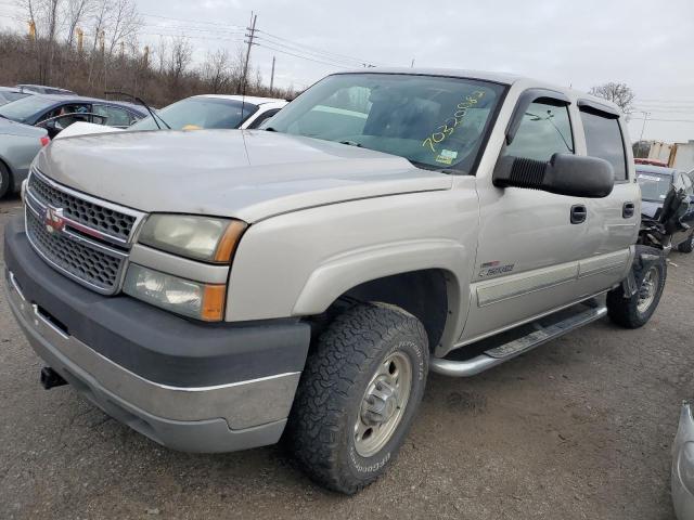 CHEVROLET SILVERADO 2005 with VIN 1GCHC23295F902959 - Photo from auction