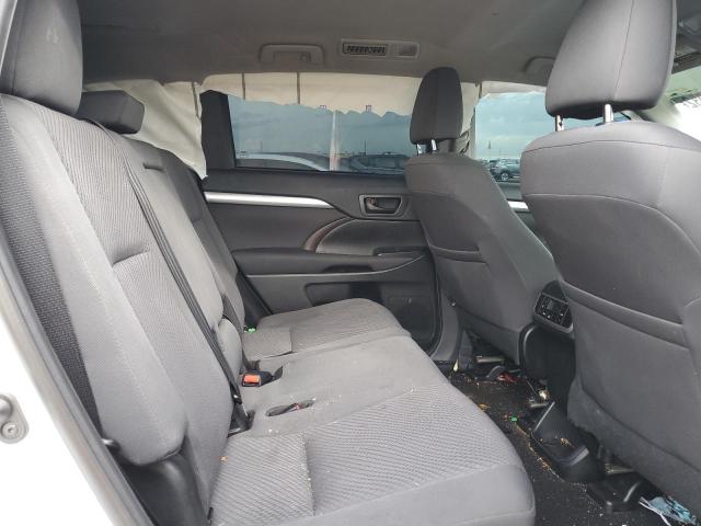 Photo 10 from auction – 2019 TOYOTA HIGHLANDER with VIN 5TDZZRFH1KS296421