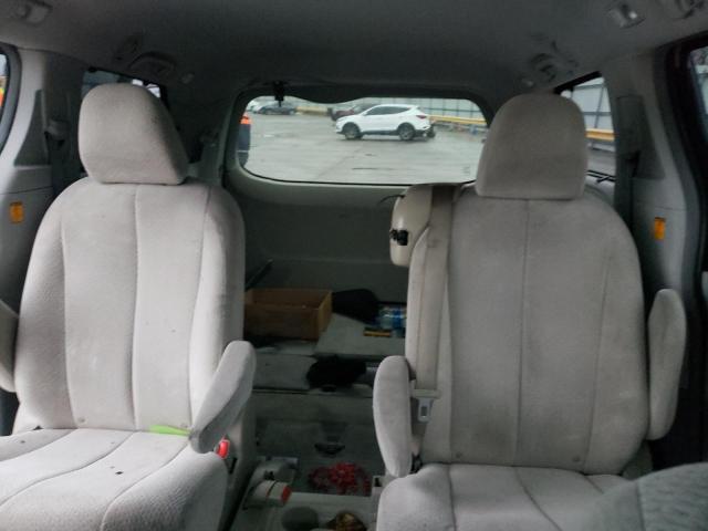 Photo 10 from auction – 2013 TOYOTA SIENNA LE with VIN 5TDKK3DC1DS311044