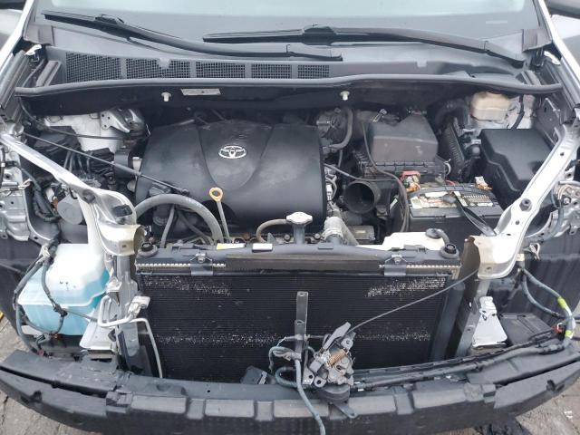 Photo 12 from auction – 2018 TOYOTA SIENNA XLE with VIN 5TDYZ3DC1JS901407