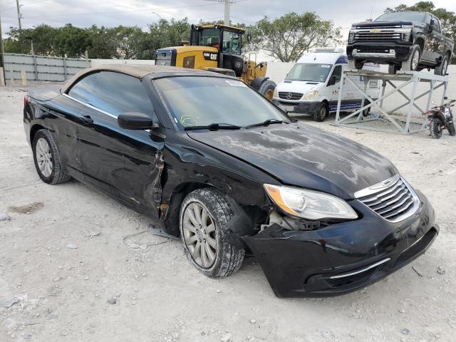 Photo 4 from auction – 2014 CHRYSLER 200 TOURIN with VIN 1C3BCBEB1EN158352