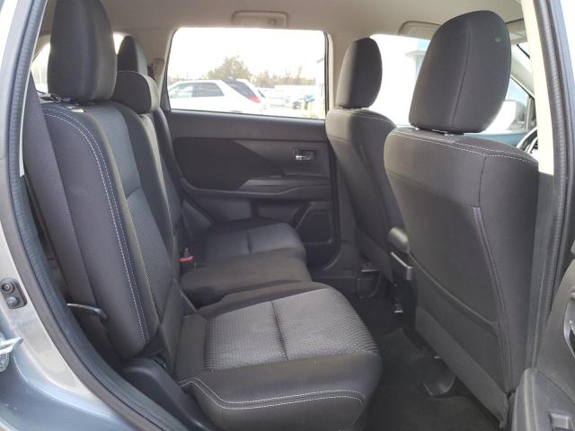 Photo 11 from auction – 2016 MITSUBISHI OUTLANDER with VIN JA4AD2A35GZ024114