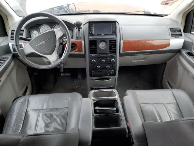Photo 8 from auction – 2008 CHRYSLER TOWN & COU with VIN 2A8HR54P38R682072