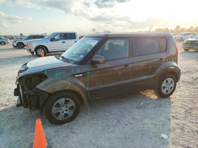 KIA SOUL 2013 with VIN KNDJT2A53D7561209 - Photo from auction