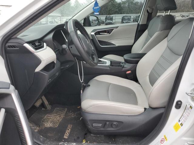 Photo 7 from auction – 2019 TOYOTA RAV4 XLE P with VIN 2T3C1RFVXKW017372