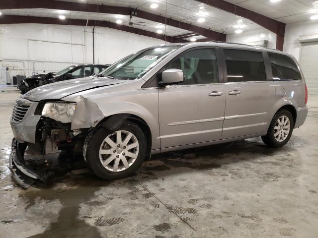 CHRYSLER TOWN & COU 2015 with VIN 2C4RC1BG3FR717635 - Photo from auction