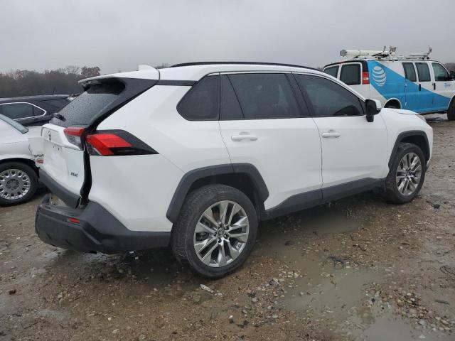 Photo 3 from auction – 2019 TOYOTA RAV4 XLE P with VIN 2T3C1RFVXKW017372