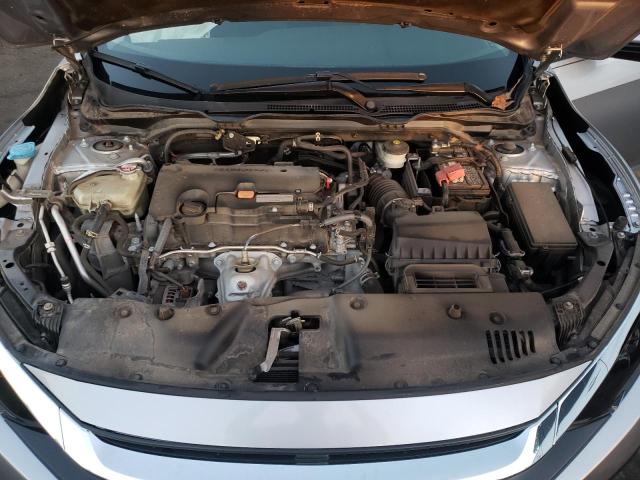 Photo 11 from auction – 2018 HONDA CIVIC EX with VIN 19XFC2F72JE032782