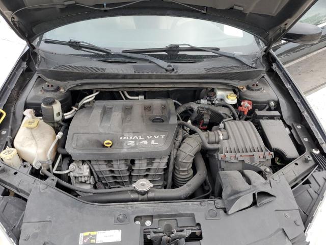 Photo 11 from auction – 2014 CHRYSLER 200 TOURIN with VIN 1C3BCBEB1EN158352