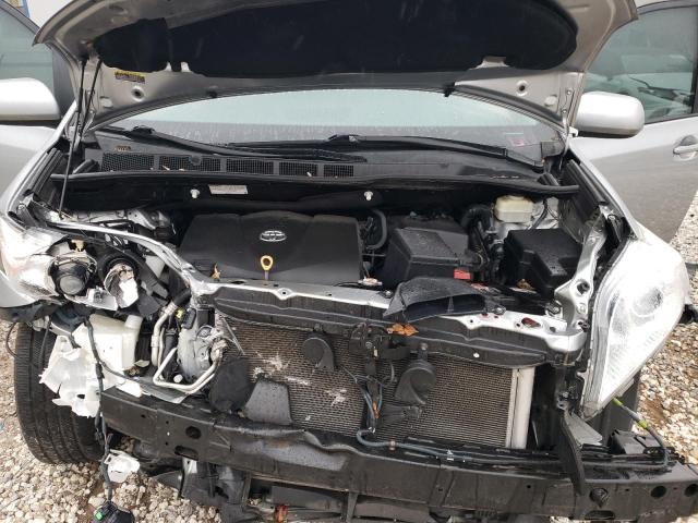 Photo 12 from auction – 2017 TOYOTA SIENNA XLE with VIN 5TDYZ3DC8HS861241
