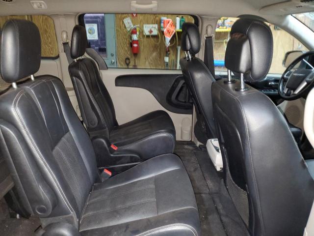 Photo 11 from auction – 2012 CHRYSLER TOWN & COU with VIN 2C4RC1BG6CR337233