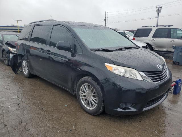 Photo 4 from auction – 2015 TOYOTA SIENNA LE with VIN 5TDKK3DC0FS659825