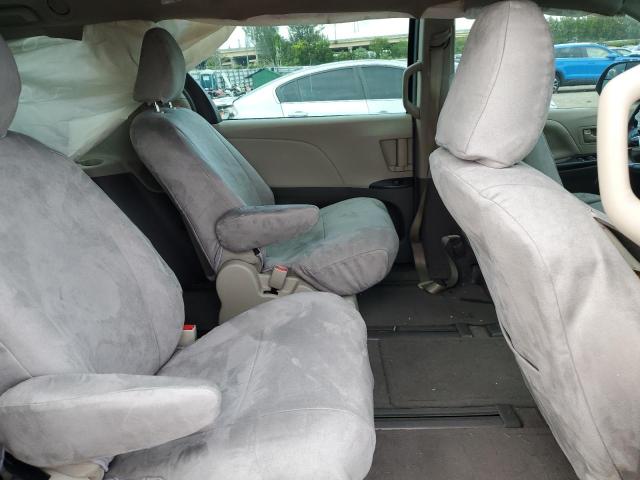 Photo 10 from auction – 2015 TOYOTA SIENNA with VIN 5TDZK3DC2FS661011