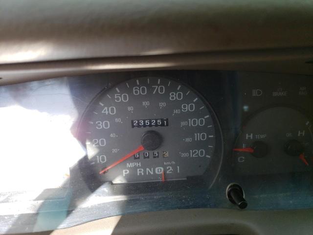 Photo 9 from auction – 2000 MERCURY GRAND MARQ with VIN 2MEFM74W4YX705692