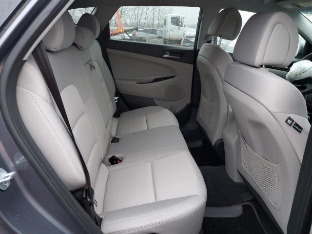 Photo 11 from auction – 2018 HYUNDAI TUCSON SE with VIN KM8J2CA45JU650630