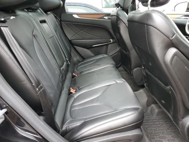 Photo 11 from auction – 2019 LINCOLN MKC RESERV with VIN 5LMCJ3C90KUL35852