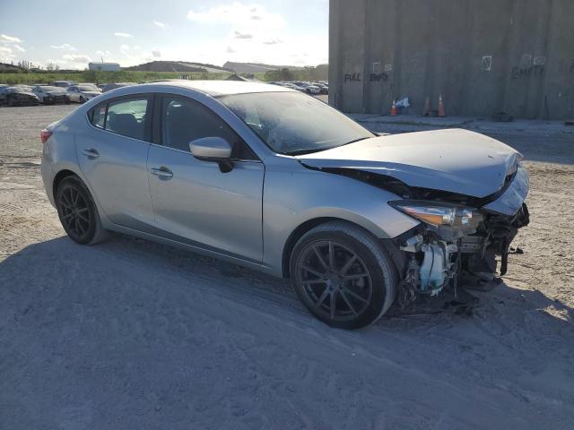 Photo 4 from auction – 2018 MAZDA 3 TOURING with VIN 3MZBN1V37JM207841