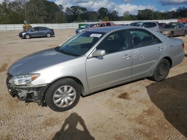 TOYOTA CAMRY LE 2005 with VIN 4T1BE32K55U608327 - Photo from auction