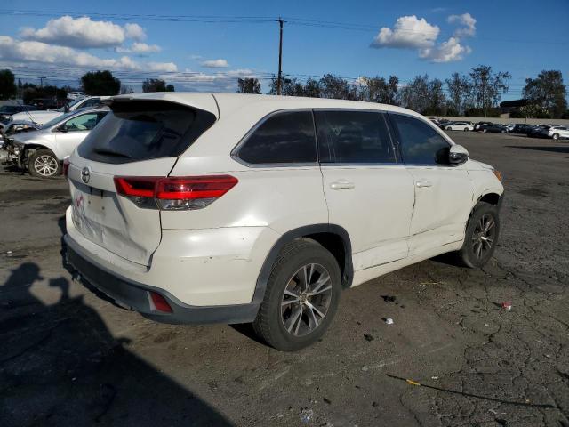 Photo 3 from auction – 2018 TOYOTA HIGHLANDER with VIN 5TDZARFH2JS035952