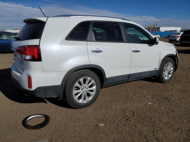 Photo 3 from auction – 2015 KIA SORENTO EX with VIN 5XYKUDA74FG656334