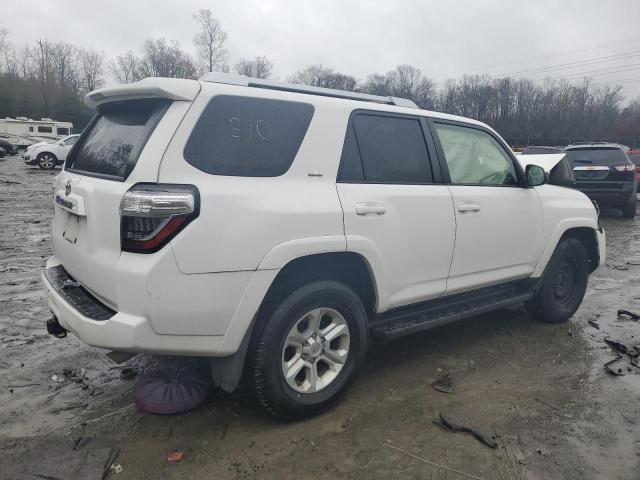 Photo 3 from auction – 2018 TOYOTA 4RUNNER SR with VIN JTEBU5JR2J5504900