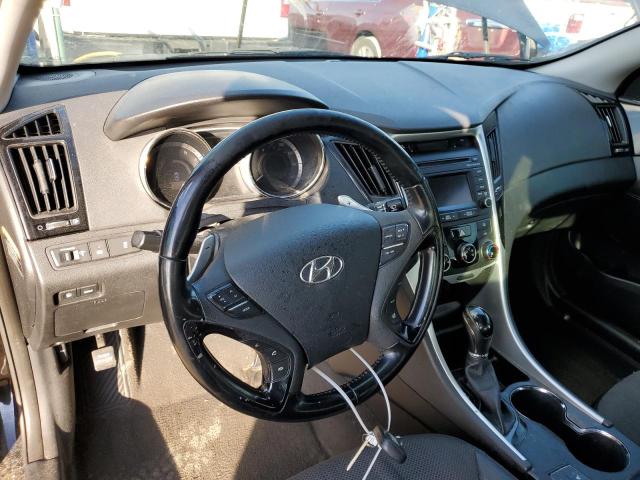 Photo 8 from auction – 2014 HYUNDAI SONATA SE with VIN 5NPEC4AC5EH921735