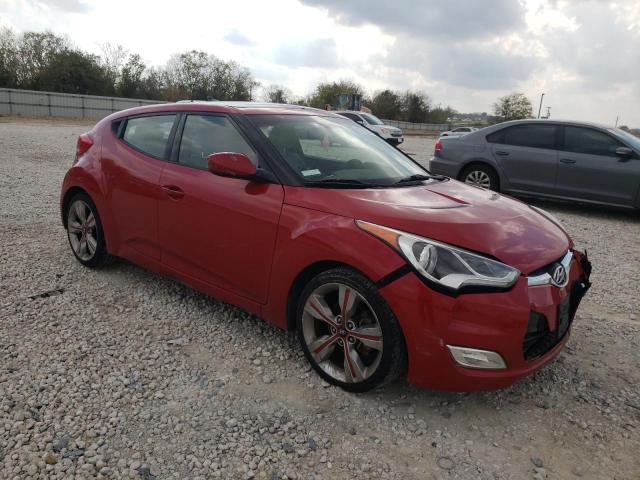 Photo 4 from auction – 2013 HYUNDAI VELOSTER with VIN KMHTC6AD7DU099662