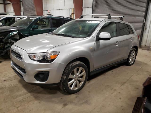 MITSUBISHI OUTLANDER 2013 with VIN 4A4AR3AU8DE022469 - Photo from auction