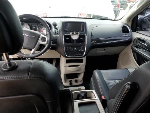 Photo 8 from auction – 2014 CHRYSLER TOWN & COU with VIN 2C4RC1BGXER367208