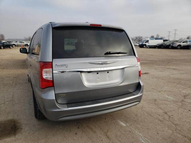 Photo 6 from auction – 2015 CHRYSLER TOWN & COU with VIN 2C4RC1BGXFR725912