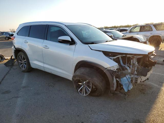 Photo 4 from auction – 2017 TOYOTA HIGHLANDER with VIN 5TDKZRFH1HS512861