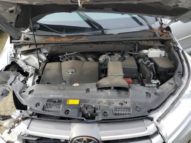 Photo 12 from auction – 2019 TOYOTA HIGHLANDER with VIN 5TDBZRFH2KS974529