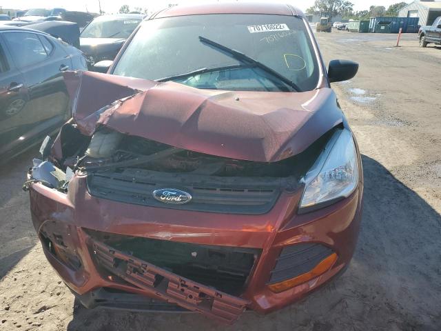 Photo 5 from auction – 2016 FORD ESCAPE S with VIN 1FMCU0F72GUA26409