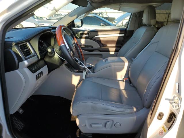Photo 7 from auction – 2017 TOYOTA HIGHLANDER with VIN 5TDKZRFH1HS512861