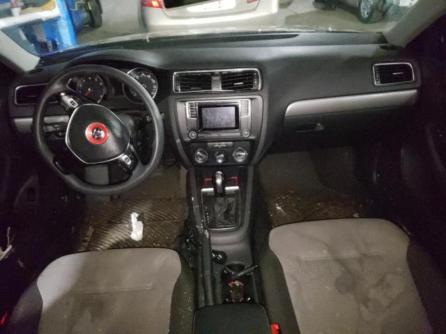 Photo 8 from auction – 2017 VOLKSWAGEN JETTA S with VIN 3VW2B7AJ3HM393176